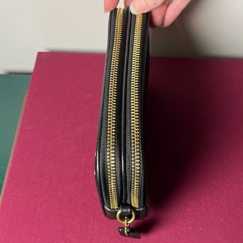 COACH Sadie Border BRDR Rivet Clutch Black Pebble Leather Crossbody *No Strap* - Picture 6 of 15